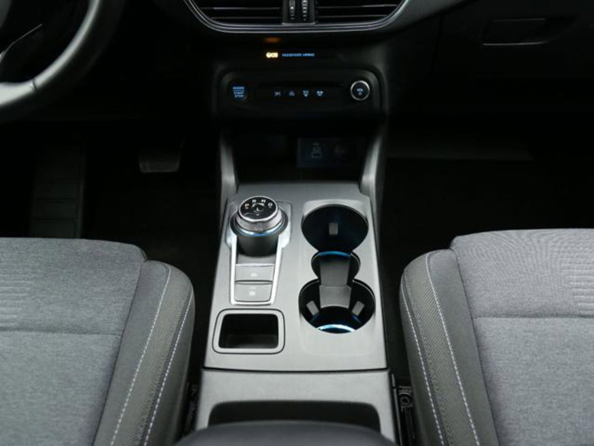 Ford Focus Station Wagon 1.5 EcoBlue 115 CV automatico SW Active Design (13)