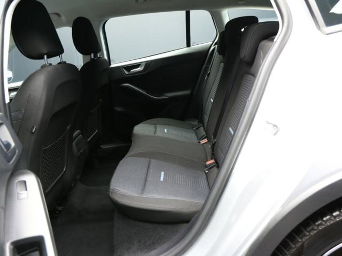 Ford Focus Station Wagon 1.5 EcoBlue 115 CV automatico SW Active Design (8)