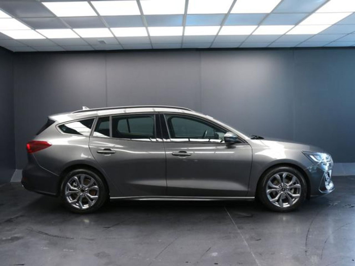 Ford Focus Station Wagon 1.5 EcoBlue 115 CV automatico SW ST-Line Design (6)
