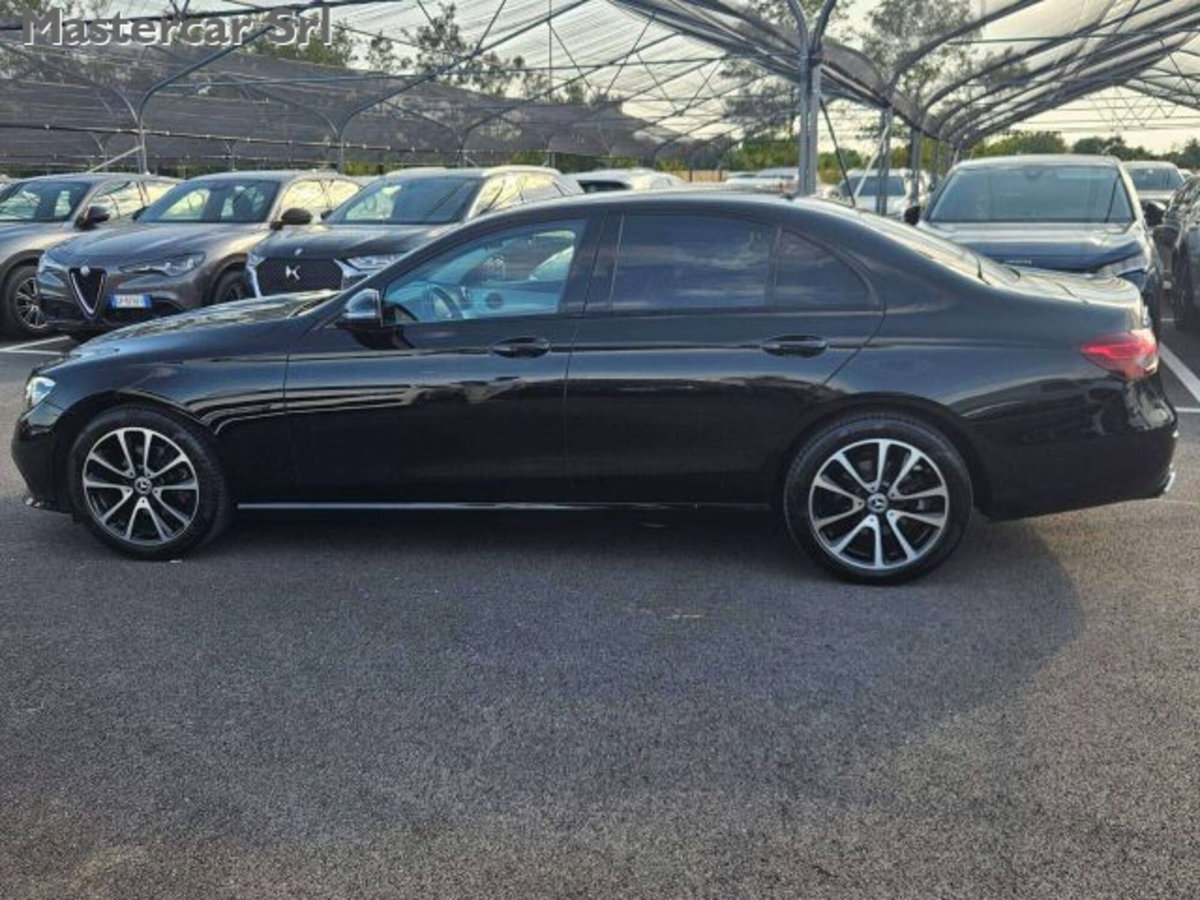 Mercedes-Benz Classe E 200 d Auto Business Sport (3)