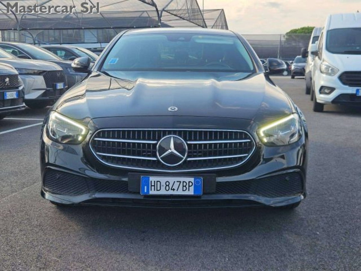 Mercedes-Benz Classe E 200 d Auto Business Sport (9)