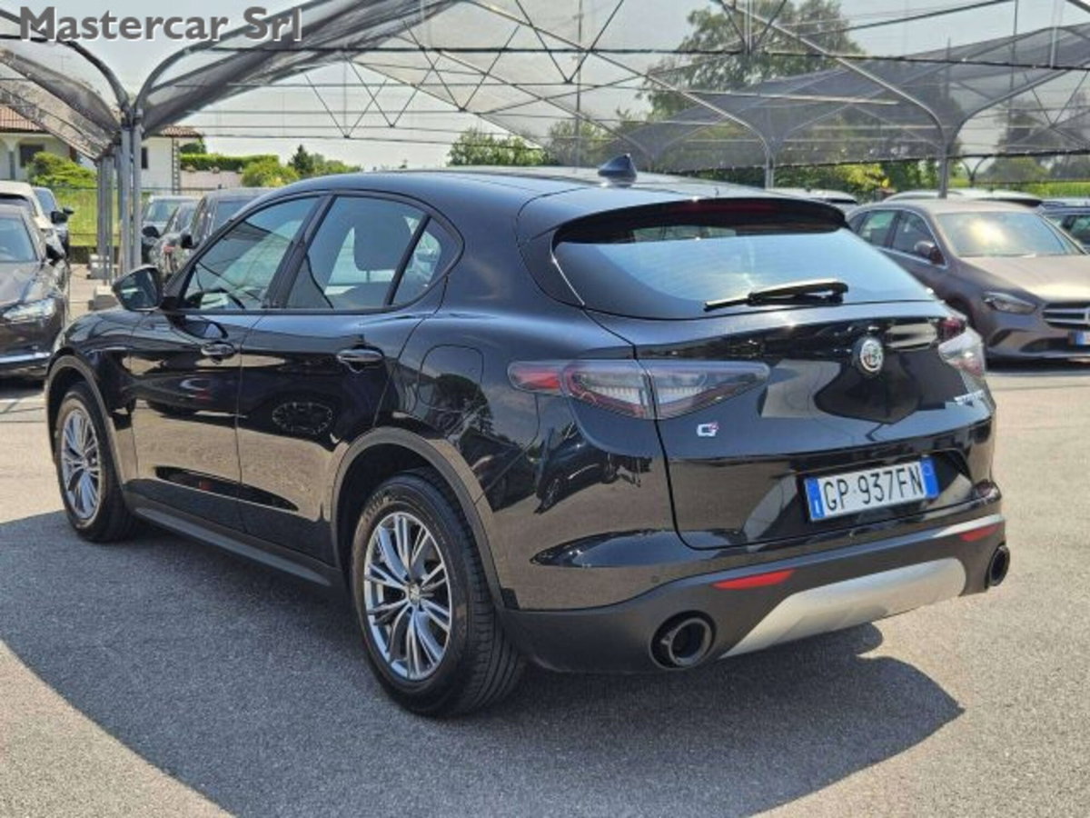 Alfa Romeo Stelvio 2.2 t Intensa Q4 210cv auto (5)