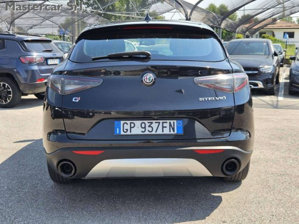 Alfa Romeo Stelvio 2.2 t Intensa Q4 210cv auto (6)