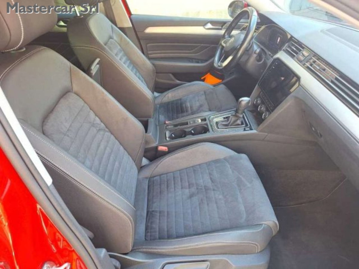 Volkswagen Passat Variant 2.0 TDI Executive BlueMotion Technology (9)