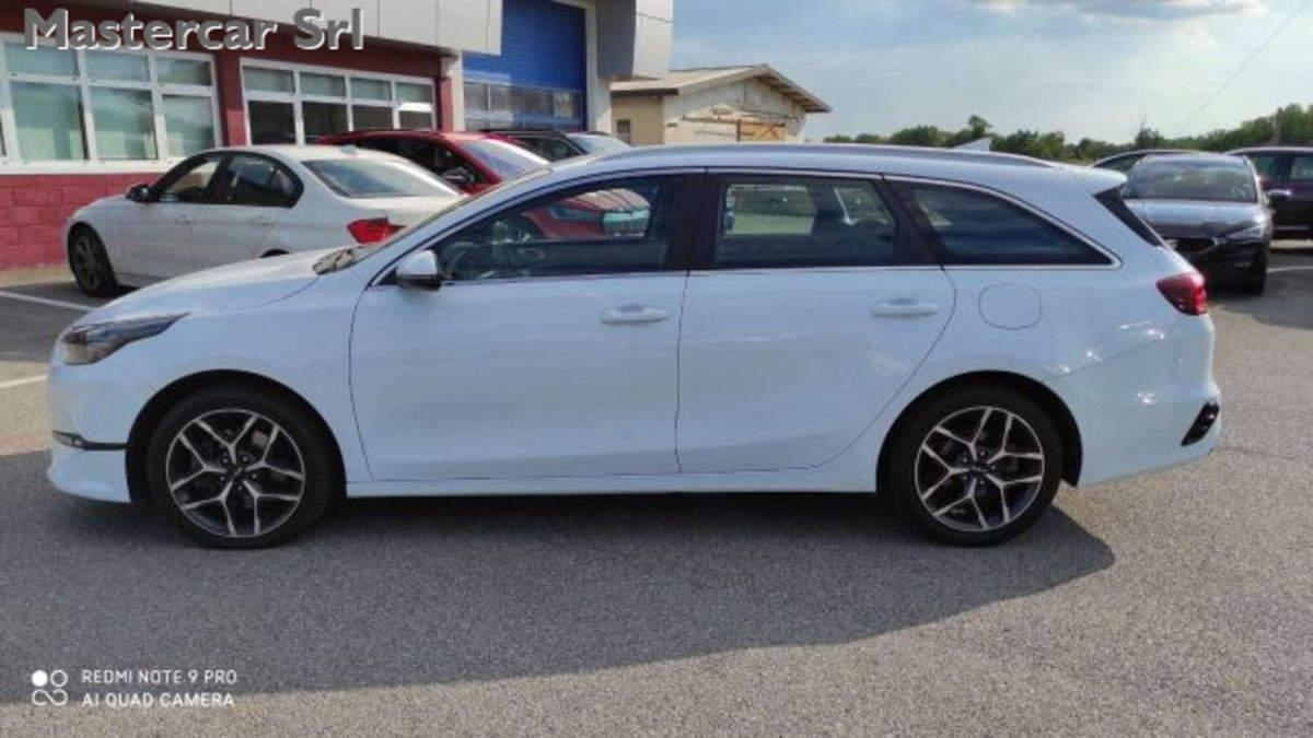 Kia Ceed Sport Wagon 1.6 CRDi 136 CV MHEV SW Business (3)