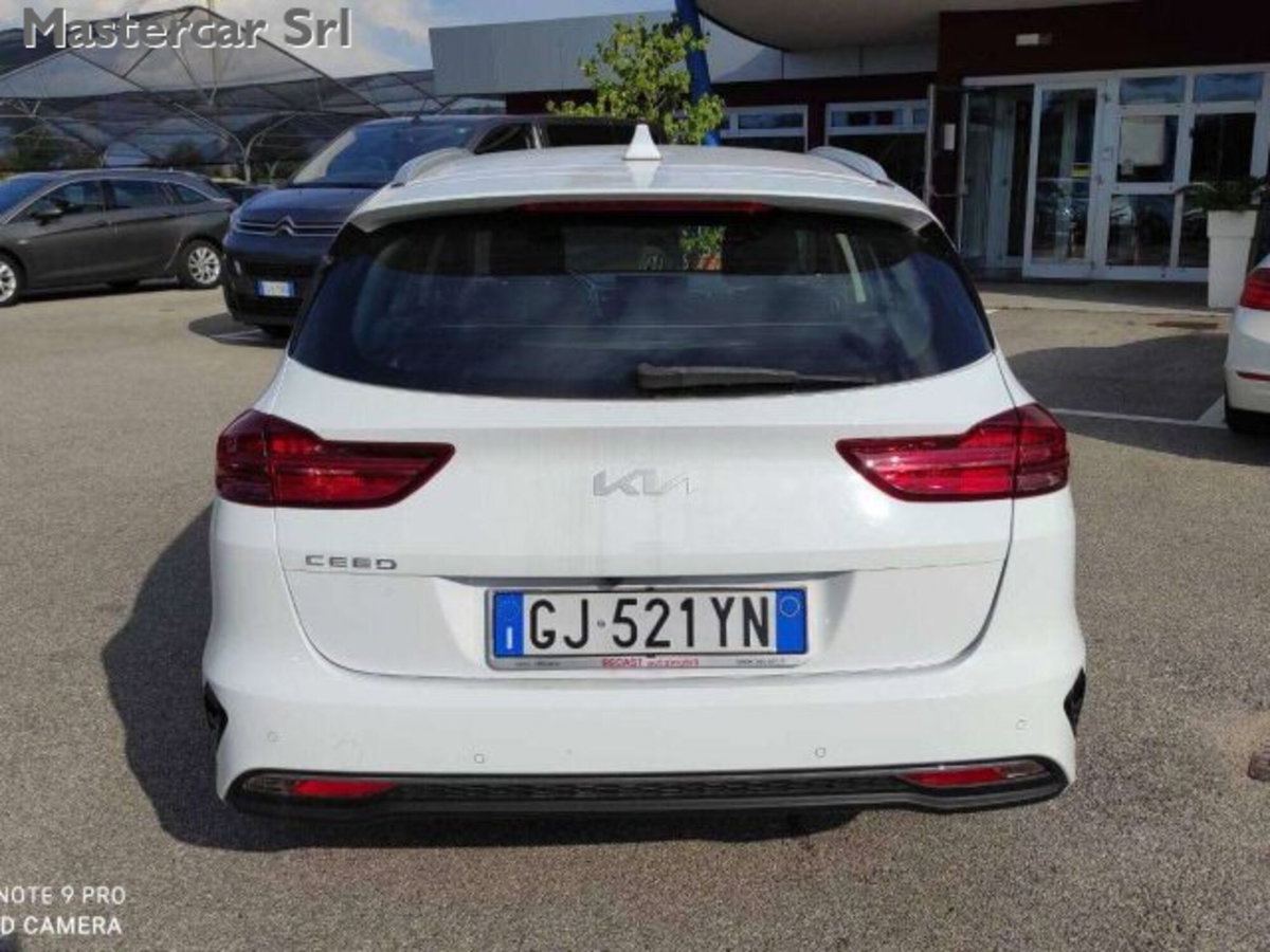 Kia Ceed Sport Wagon 1.6 CRDi 136 CV MHEV SW Business (5)