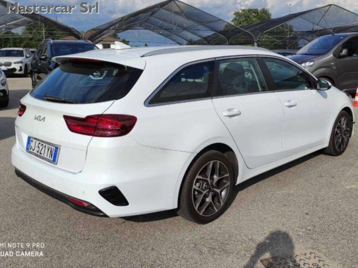 Kia Ceed Sport Wagon 1.6 CRDi 136 CV MHEV SW Business (6)