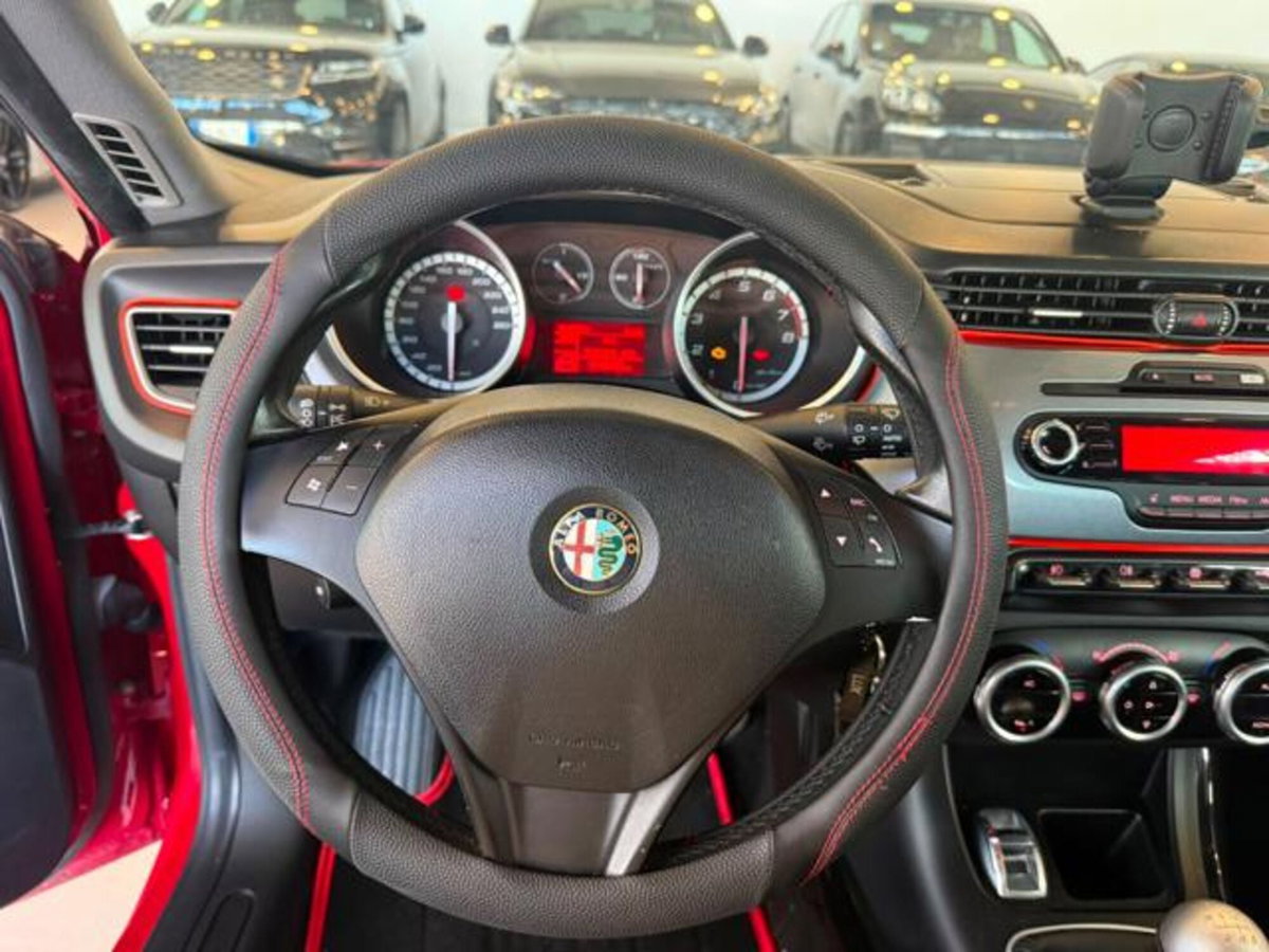 Alfa Romeo Giulietta 1.4 Turbo multiair Distinctive 170cv tct (9)