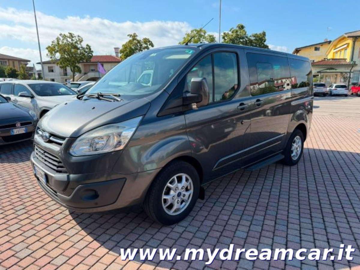 Ford Tourneo Custom 300 2.2 TDCi 155CV PC Titanium (2)