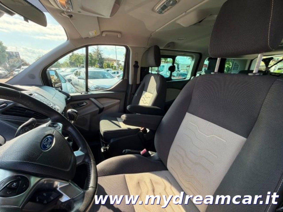 Ford Tourneo Custom 300 2.2 TDCi 155CV PC Titanium (8)