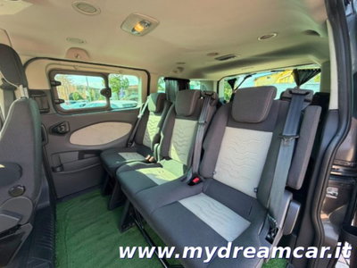 Ford Tourneo Custom 300 2.2 TDCi 155CV PC Titanium (9)