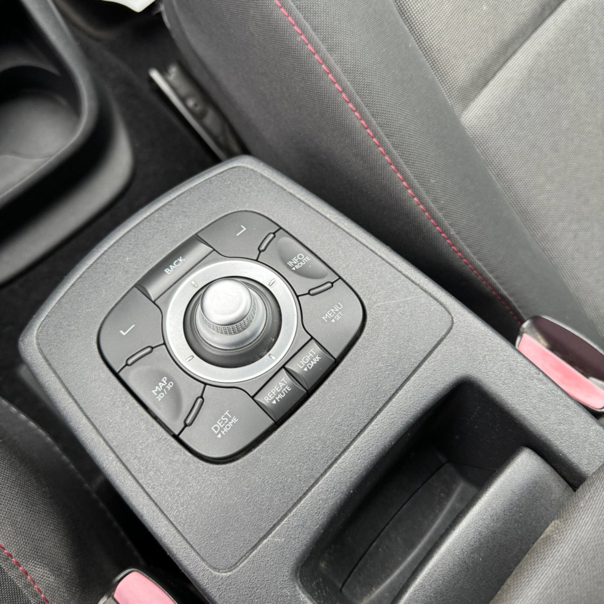Renault Scenic E-Tech Electric 1.5 dCi 110CV Dynamique (11)