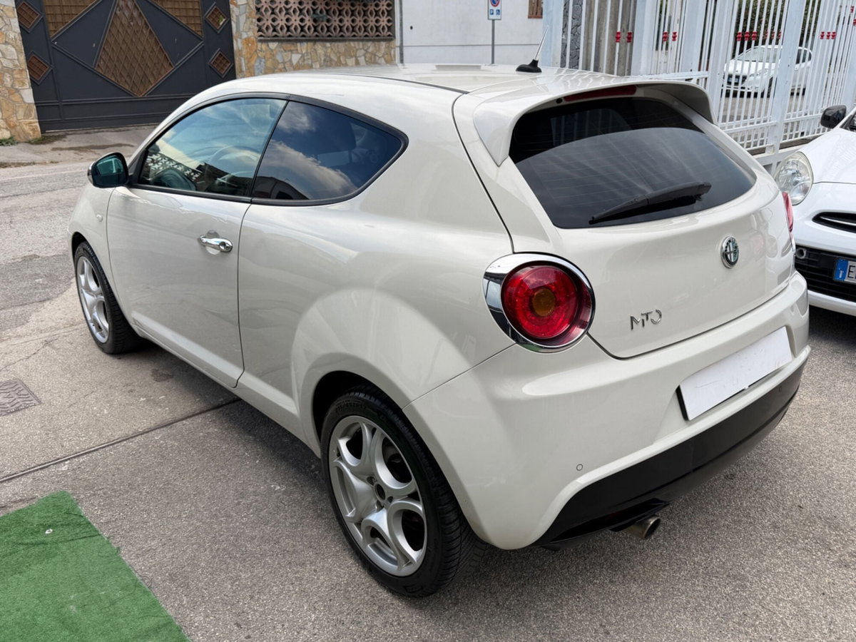 Alfa Romeo MiTo 1.4 78 CV 8V S&S Distinctive (5)