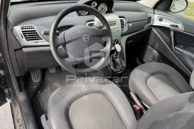 Lancia Ypsilon 1.2 69 CV Diva (9)