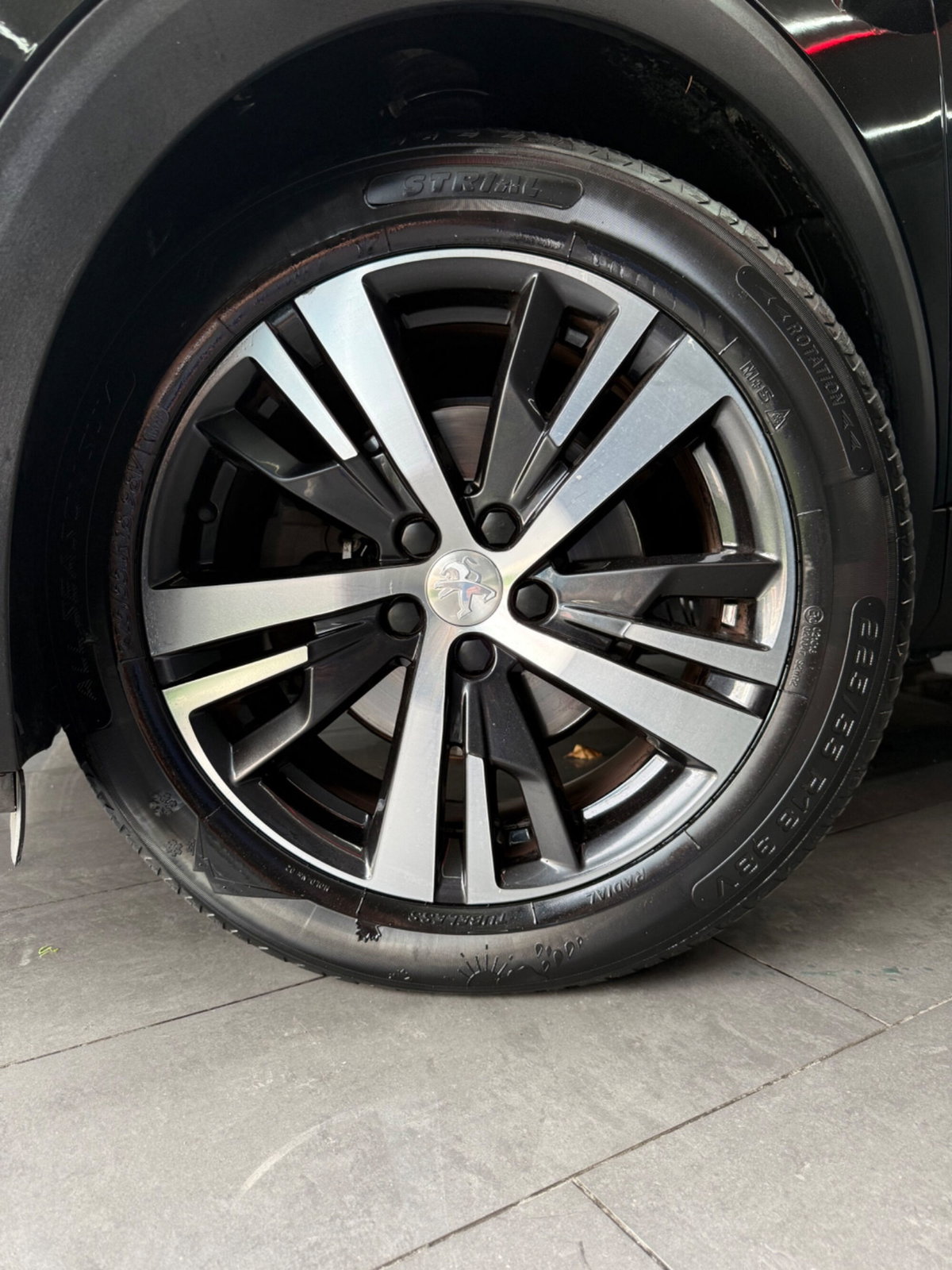 Peugeot 3008 BlueHDi 120 EAT6 S&S Allure (20)