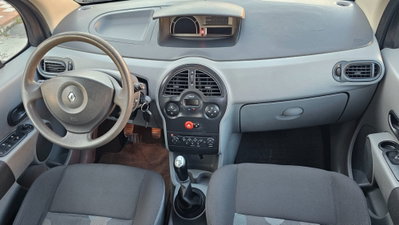 Renault Modus 1.2 16V Dynamique (12)