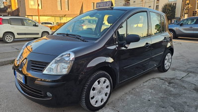 Renault Modus 1.2 16V Dynamique (2)