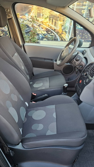 Renault Modus 1.2 16V Dynamique (9)