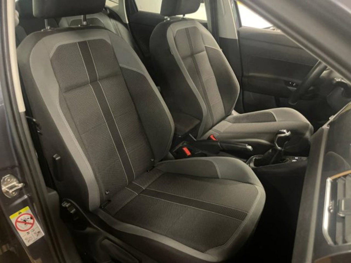 Volkswagen Polo 1.0 tsi Style 95cv (15)