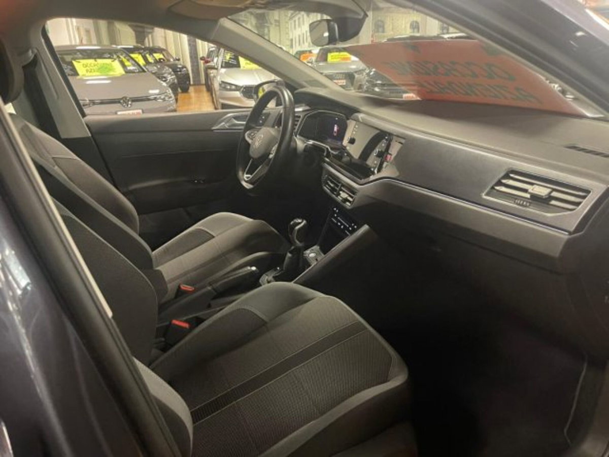 Volkswagen Polo 1.0 tsi Style 95cv (16)