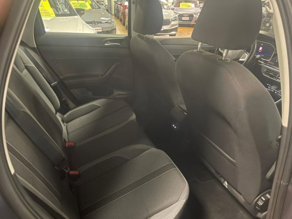 Volkswagen Polo 1.0 tsi Style 95cv (18)