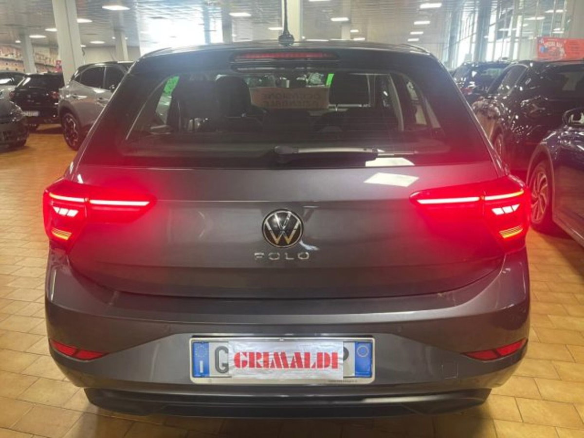 Volkswagen Polo 1.0 tsi Style 95cv (4)