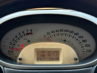 Daihatsu Sirion 1.0 Sho Green Powered (8)