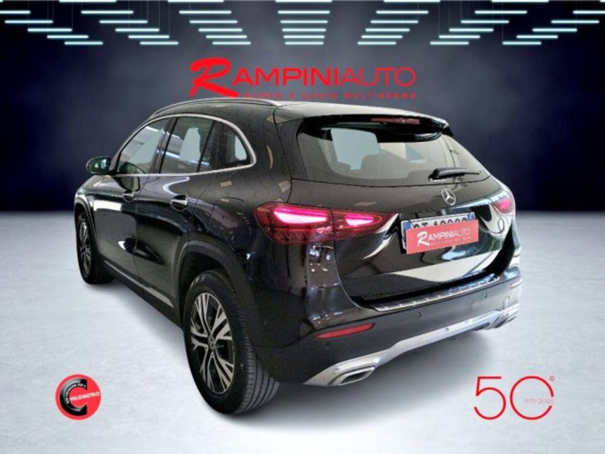 Mercedes-Benz GLA SUV 180 d Progressive Advanced Plus auto (12)