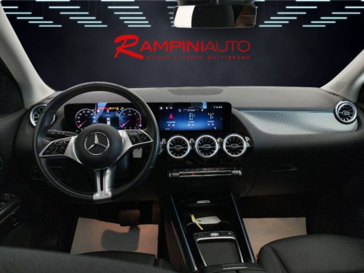 Mercedes-Benz GLA SUV 180 d Progressive Advanced Plus auto (18)