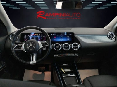 Mercedes-Benz GLA SUV 180 d Progressive Advanced Plus auto (18)