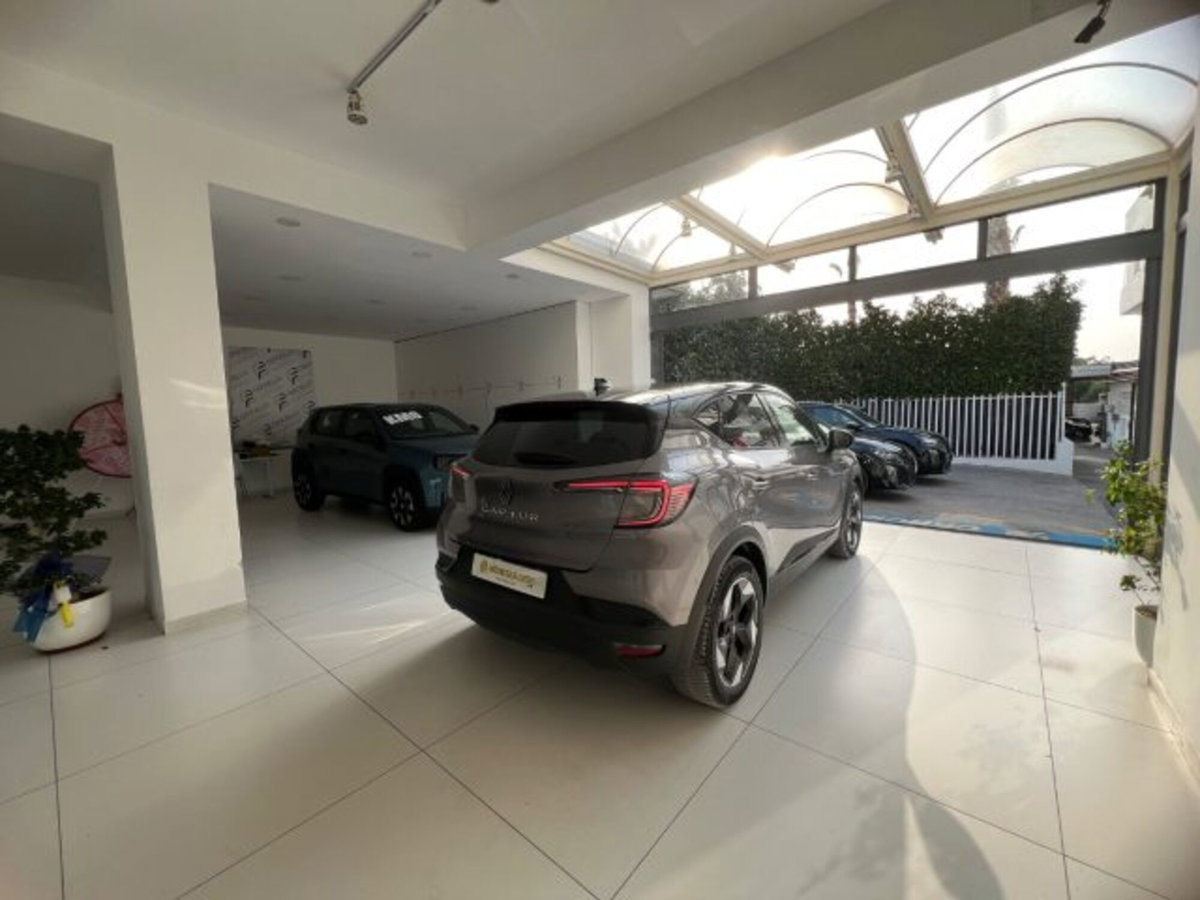 Renault Captur TCe 90 CV Techno (18)