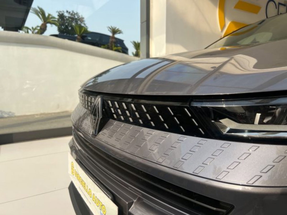 Renault Captur TCe 90 CV Techno (9)