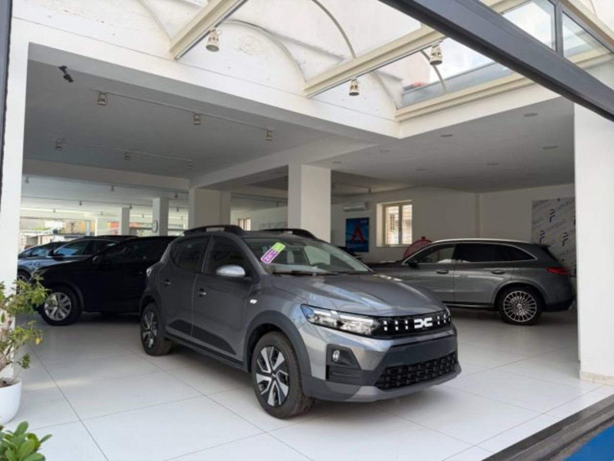 Dacia Sandero Stepway 1.2 Eco-G Expression 120cv auto (16)