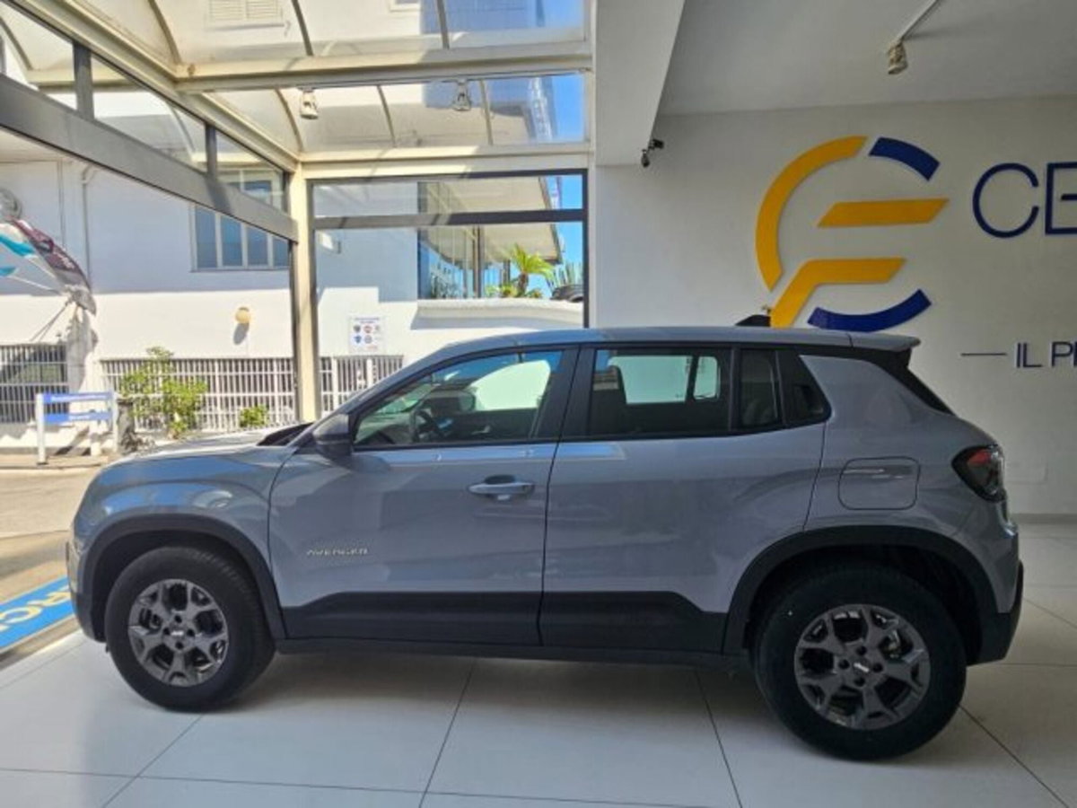 Jeep Avenger full-electric Longitude fwd 156cv auto (6)