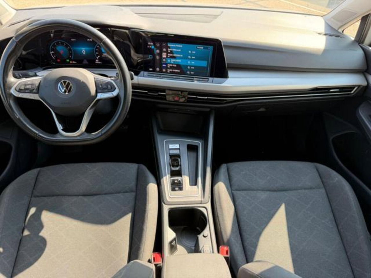 Volkswagen Golf Variant 1.0 eTSI EVO DSG Life (6)