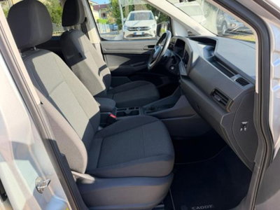 Volkswagen Caddy 2.0 TDI 122 CV Space Maxi (6)