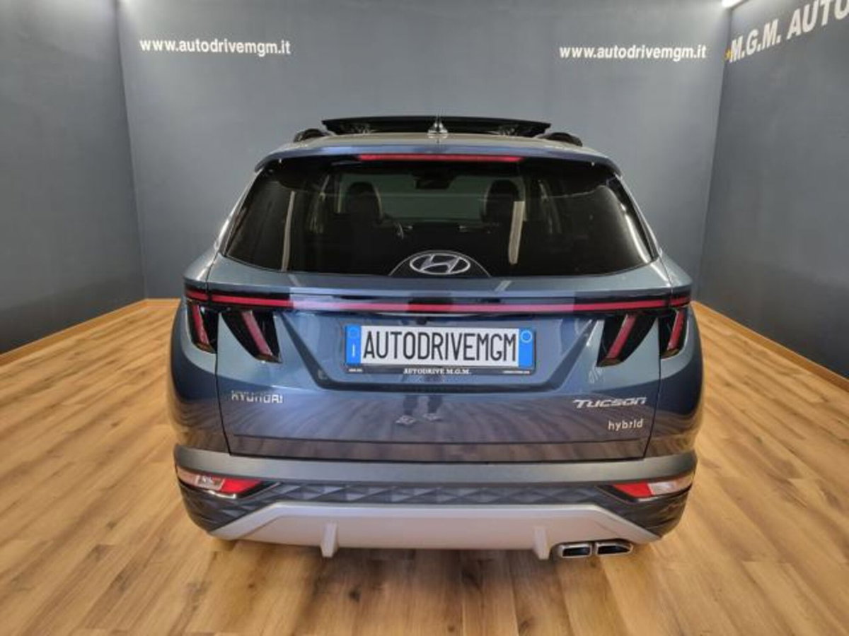 Hyundai Tucson 1.6 hev Exellence 4wd auto (3)