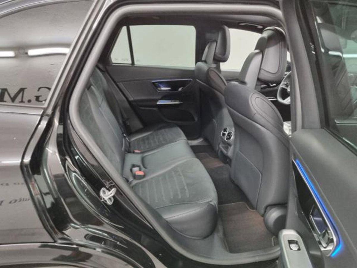 Mercedes-Benz GLC 300 4Matic Mild Hybrid AMG Premium (12)