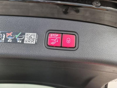 Mercedes-Benz GLC 300 4Matic Mild Hybrid AMG Premium (14)