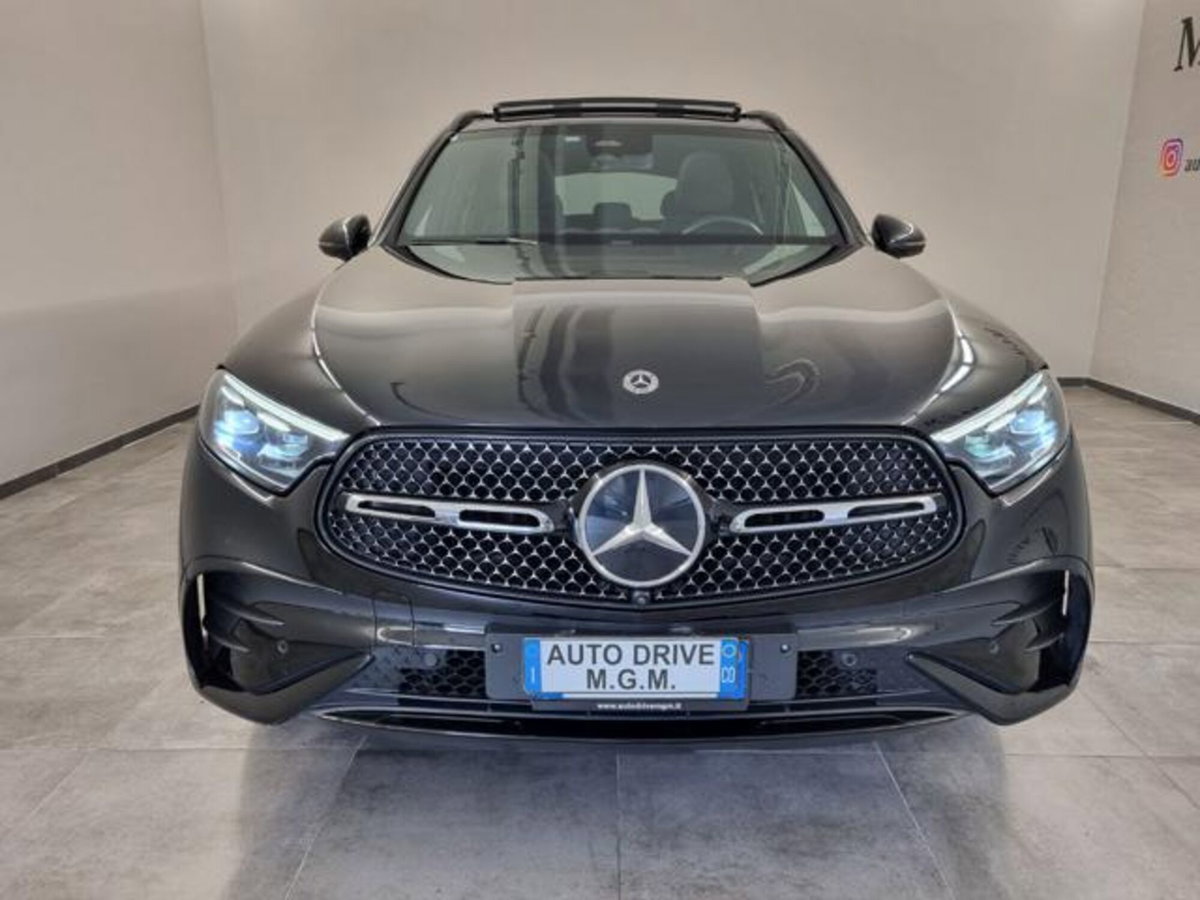 Mercedes-Benz GLC 300 4Matic Mild Hybrid AMG Premium (5)