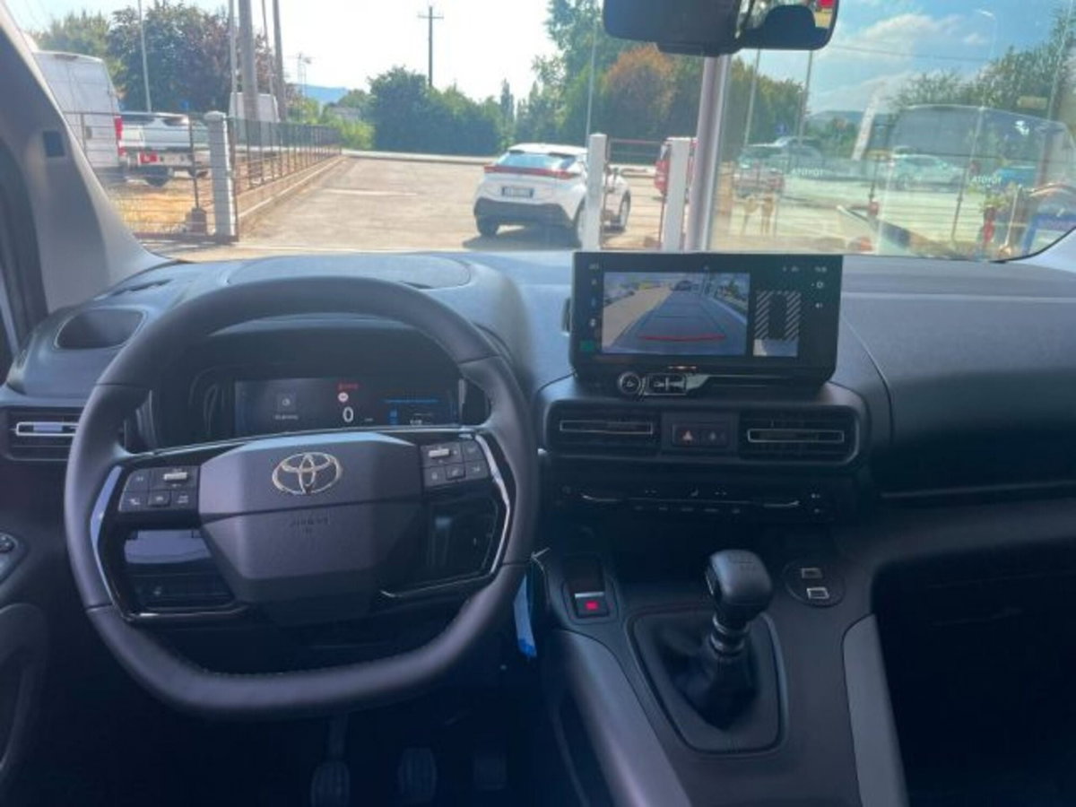 Toyota Proace City Verso City Verso 1.5D 130 CV S&S Long D Executive (15)