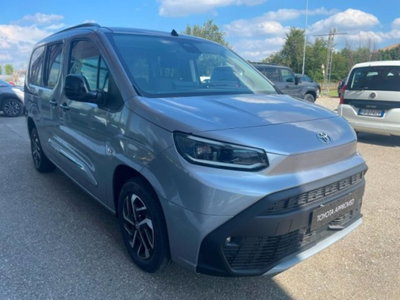 Toyota Proace City Verso City Verso 1.5D 130 CV S&S Long D Executive (4)
