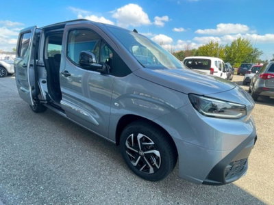 Toyota Proace City Verso City Verso 1.5D 130 CV S&S Long D Executive (5)