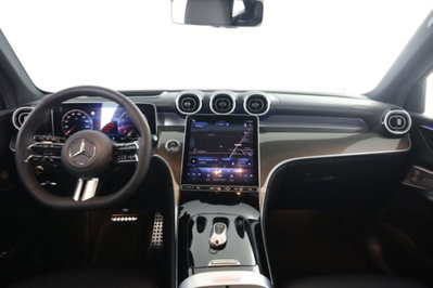 Mercedes-Benz GLC 300 4Matic Mild Hybrid AMG Premium (4)