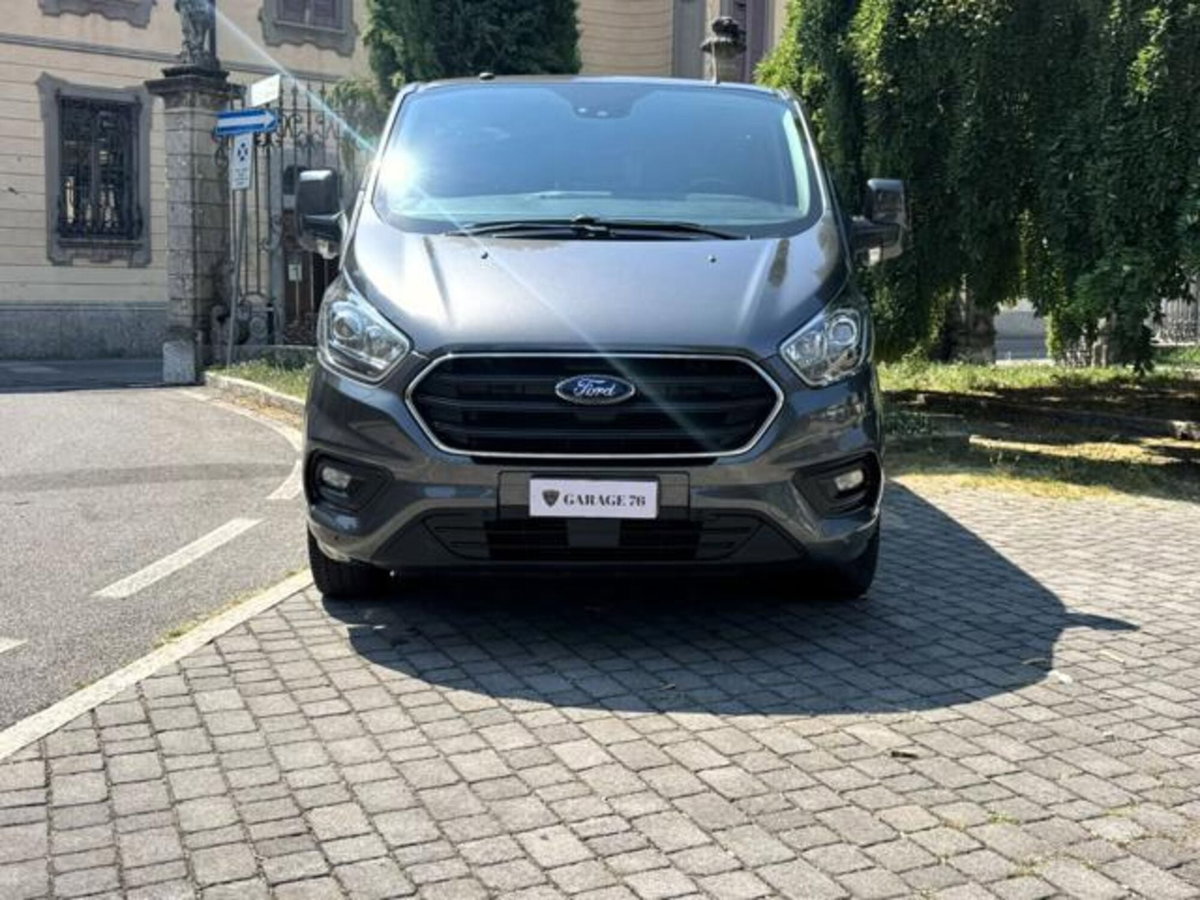 Ford Transit Custom Furgone 320 2.0 TDCi 170 PC-DC Furgone Titanium (2)