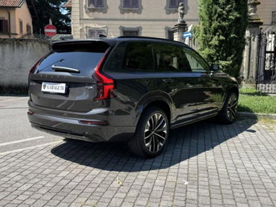 Volvo XC90 T6 AWD Geartronic 7 posti Momentum (4)