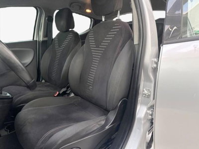 Lancia Ypsilon 1.2 69 CV 5 porte Silver (12)