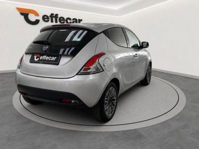 Lancia Ypsilon 1.2 69 CV 5 porte Silver (6)