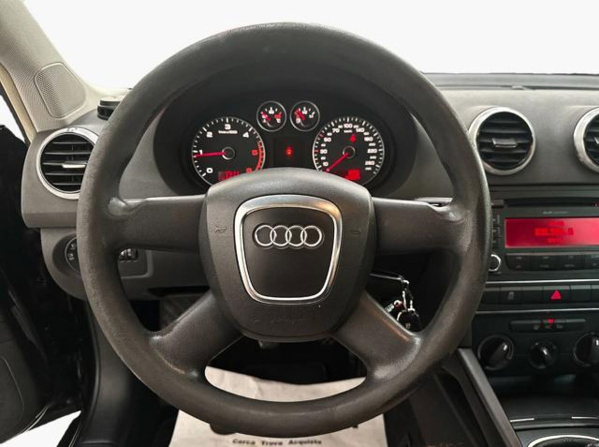 Audi A3 1.6 TDI 90 CV CR F.AP. Attraction (8)