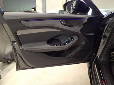 Audi A6 40 2.0 TDI quattro ultra S tronic Business Plus (9)